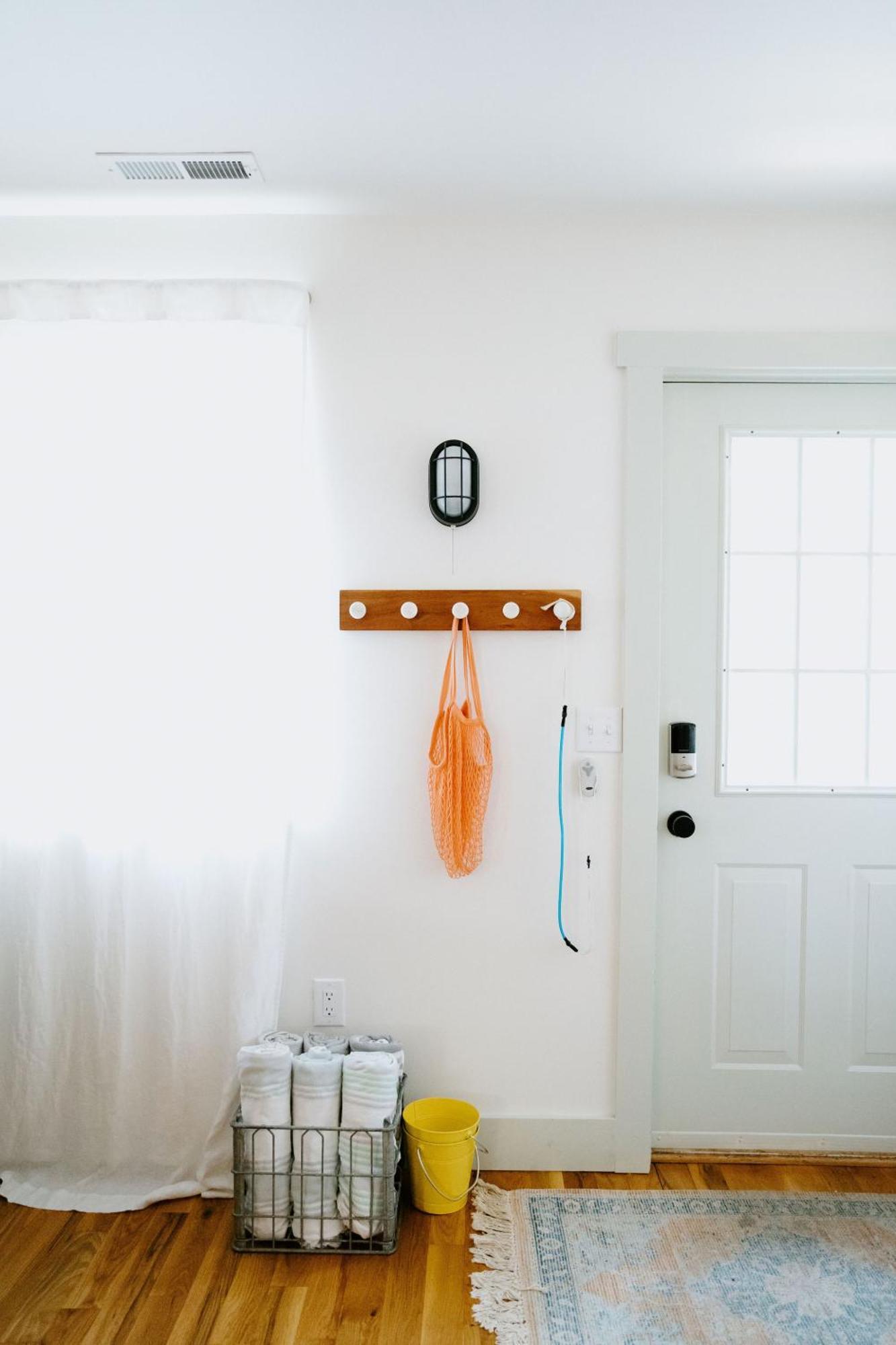 Cottage By The Sea: Pagnotto Shellback House Oak Island Bagian luar foto